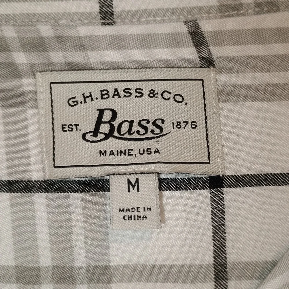 G.H. Bass & Co. Plaid Button Down Shirt Women's Gray White Long Sleeve - Picture 7 of 13